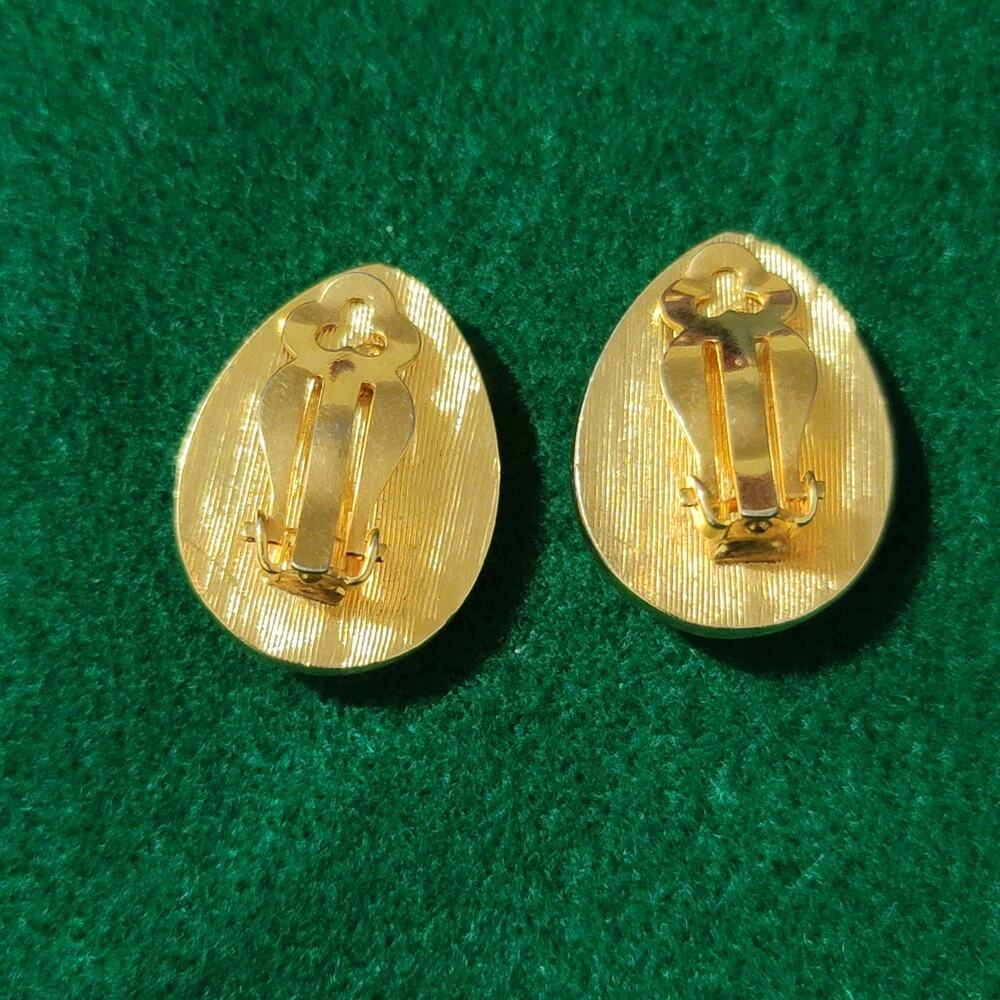 Vtg Faux Pearl Teardrop Clip-on Earrings - Picture 5 of 5